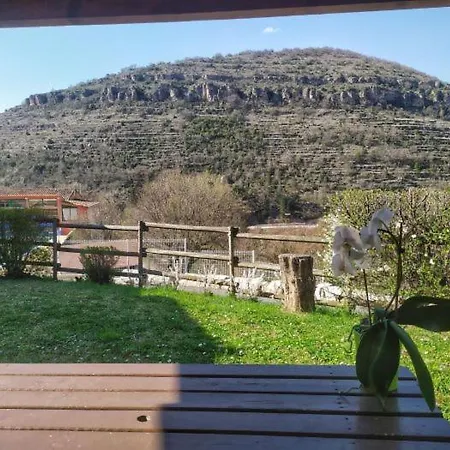 Camping Cascade Aveyron Κάμπινγκ *